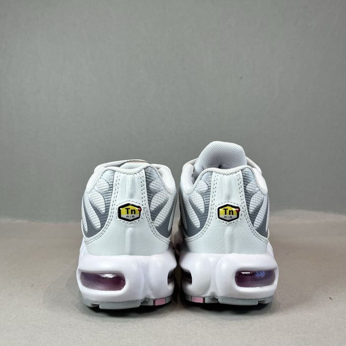Nike Air Max Plus TN “White Grey Pink”! НОВИ! Ориг