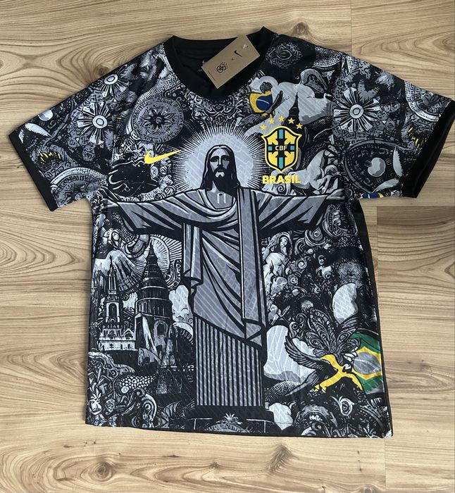 Футболни тениски – ТОП отбори | Нови, Ретро и Concept екипи