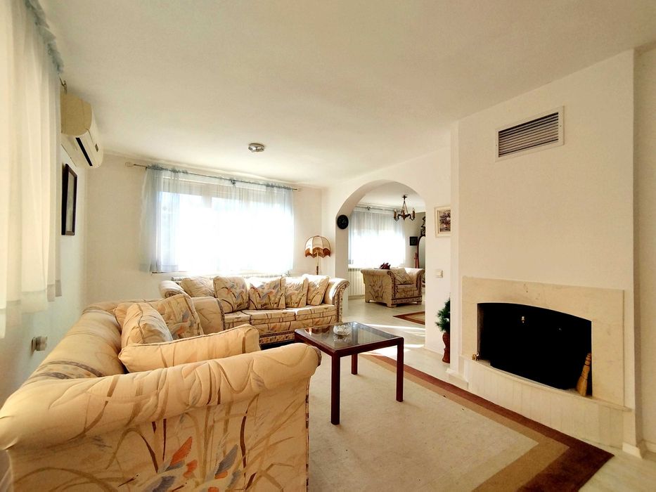 Продава се Къща в Перник, Изток - 300 кв.м за 700 €/кв.м - Снимка #5