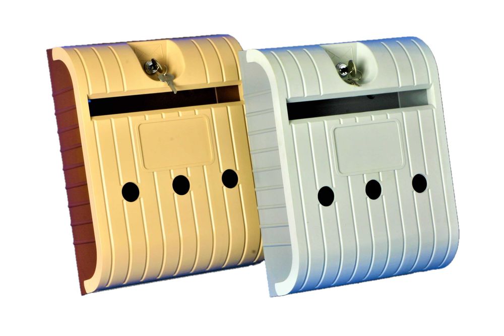 Едностранна пластмасова пощенска кутия с ключалка - Момина Крепост АД