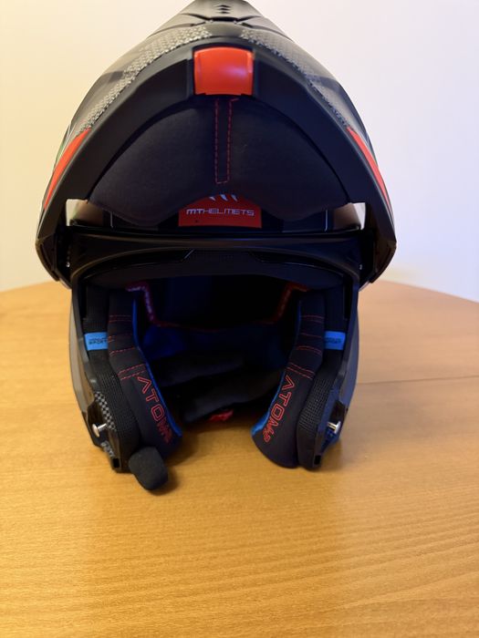 Отваряема каска MT ATOM 2