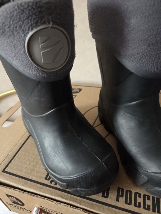 Продам сапоги деские