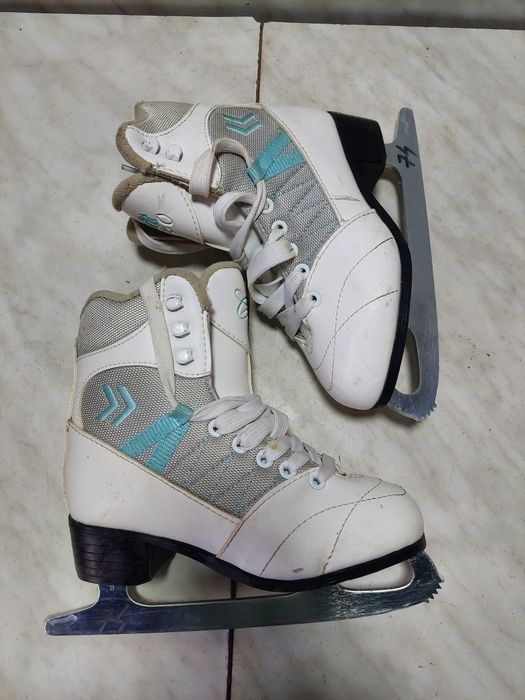 Patine 74 gheata patinaj artistic  marime 30 (20  cm)