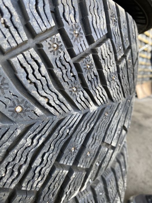 Зимняя резина Michelin шиповонная