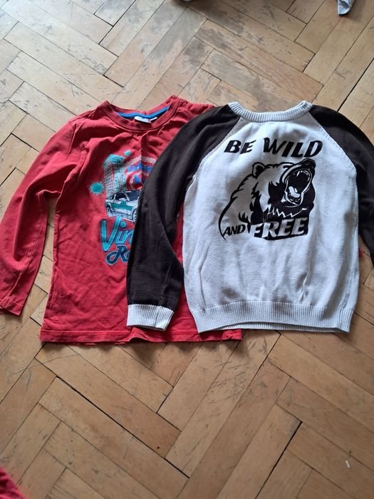 10 блузи  122 - 128 - общо 5€