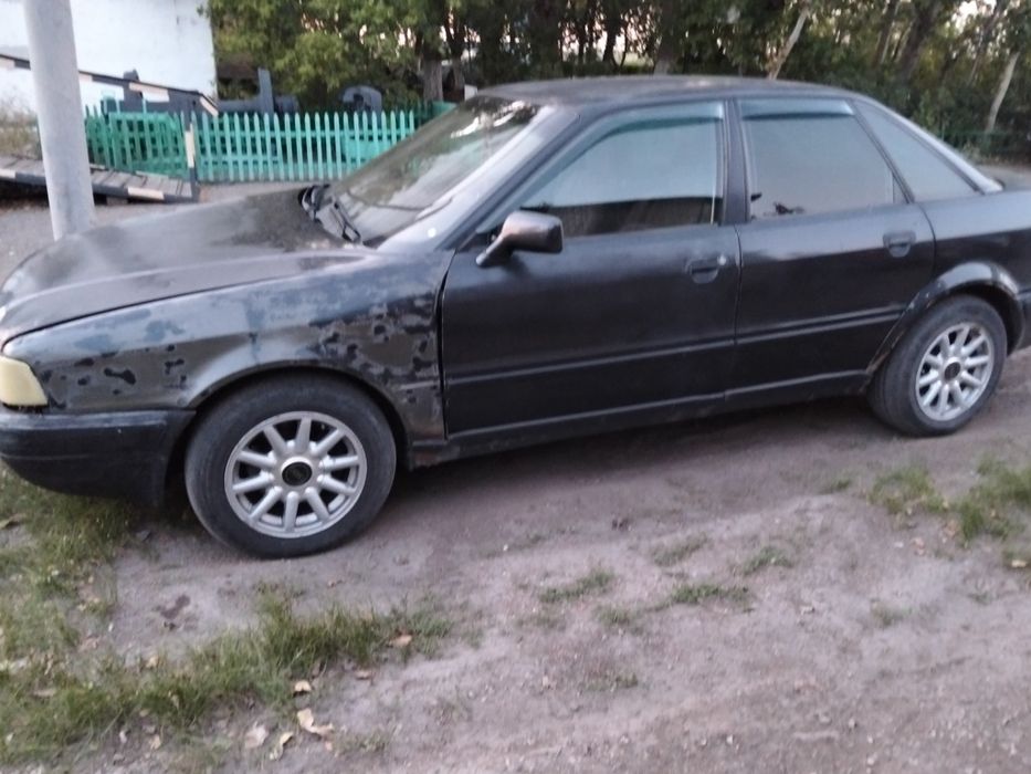 Продам Ауди 80 б4