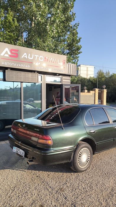 Nissan maxima 3.0