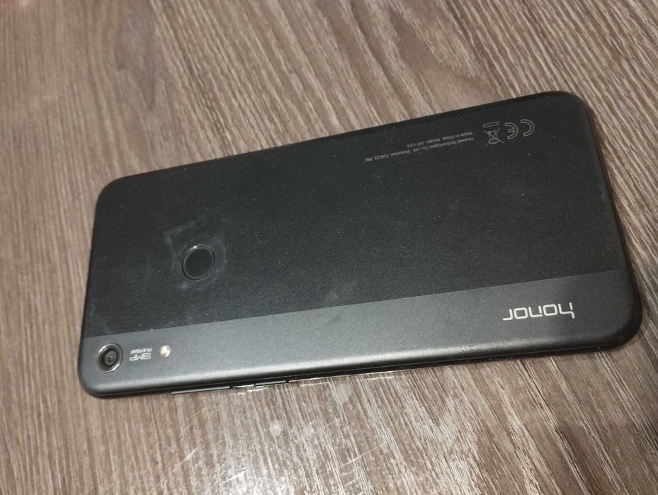 Honor 8A, продам, б/у, в отличном состоянии