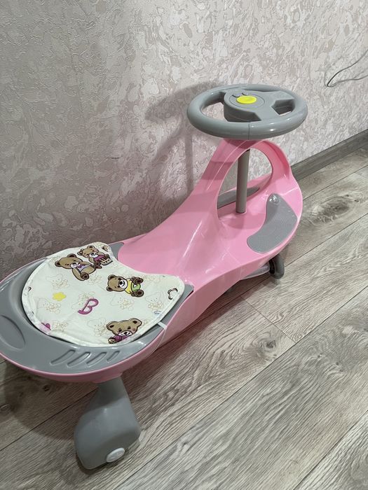 Продам новый Беговел