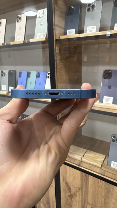 iPhone 13 256