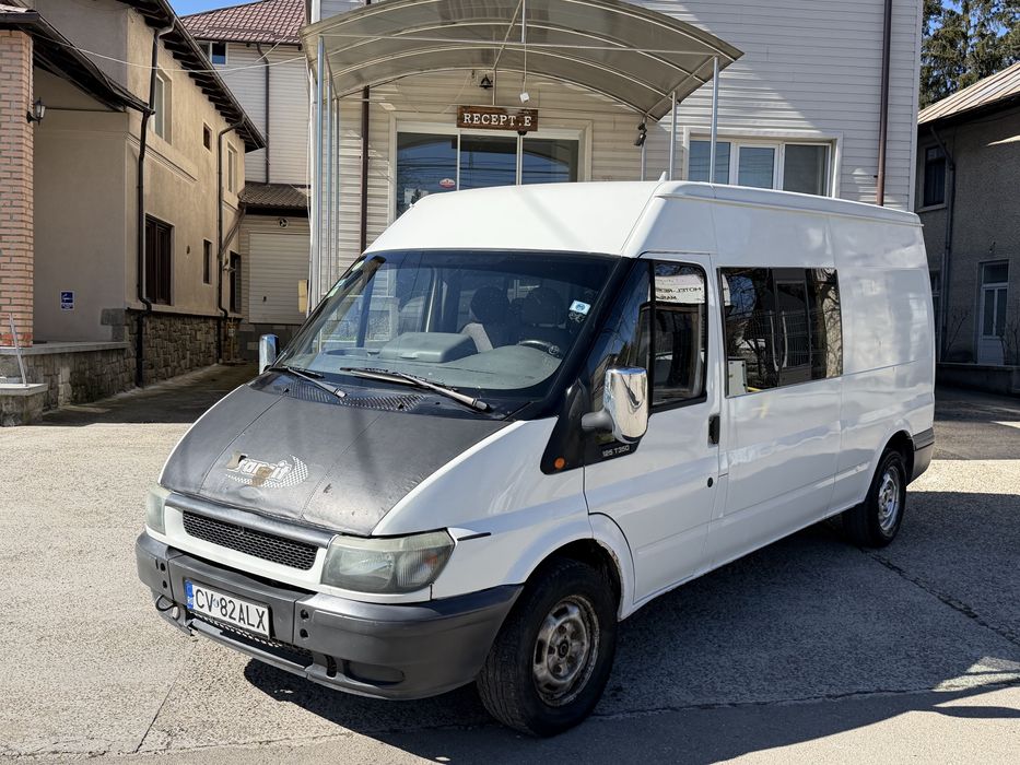 Ford transit 9 locuri