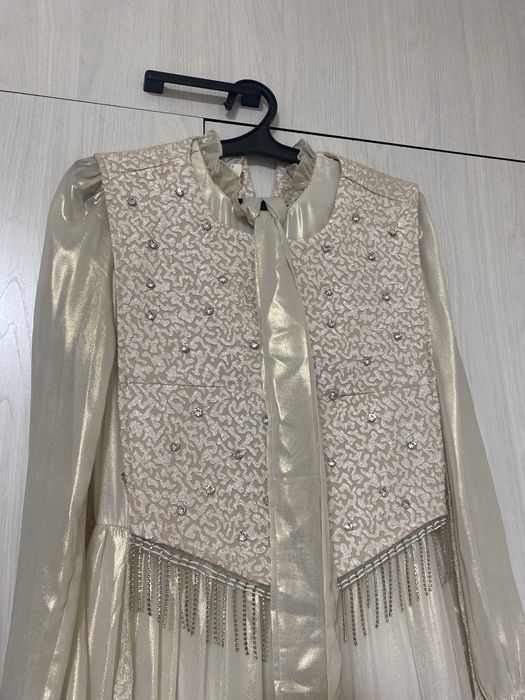 Продам платье на сырга салу