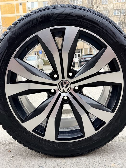 Jante Volkswagen plus anvelope all season , stare perfecta