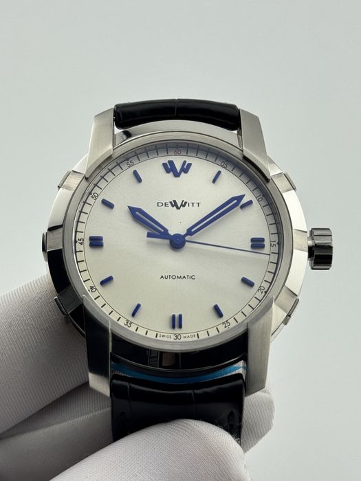 Наручные часы DeWitt Glorious Knight