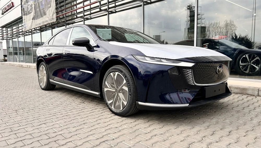 Mazda 6e 2025 Mazda6e 5HB EV 245ps Long Range 1AT RWD Takumi Plus