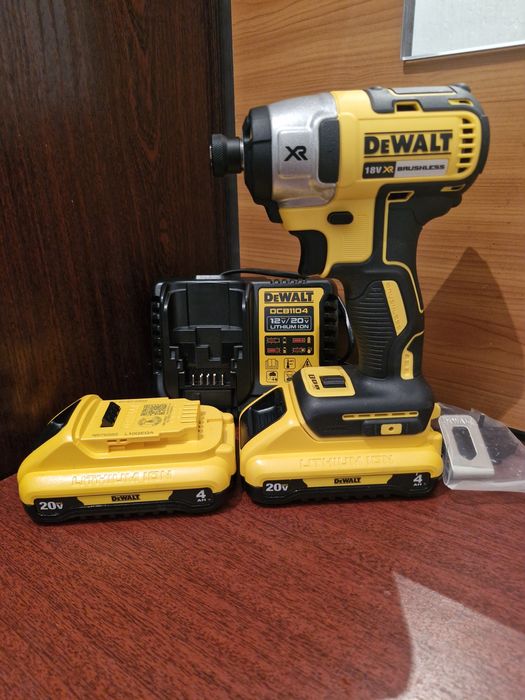 Импакт Dewalt dcf 887