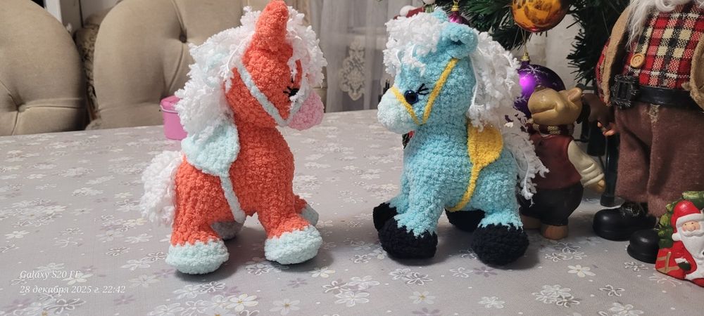 Продам игрушки лошадоки ручной работы
