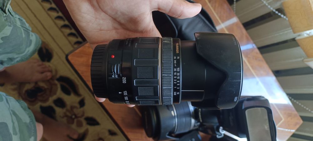 Canon EOS 60D | 3 ta obyektiv | Tashqi flesh | Professional to'plam