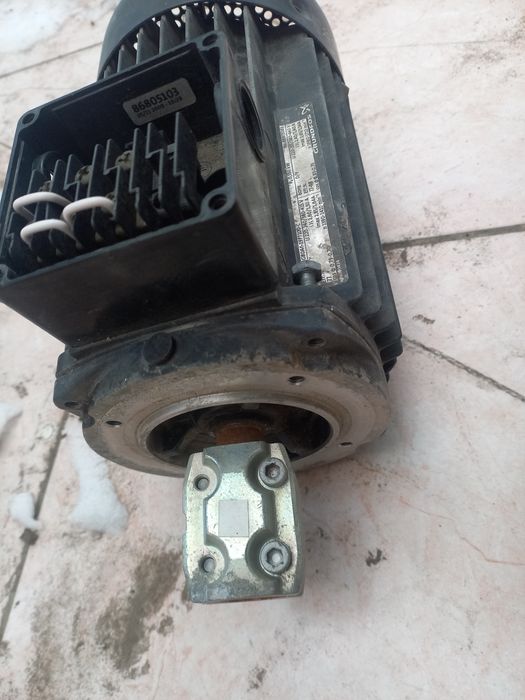 Электрдвигатель.