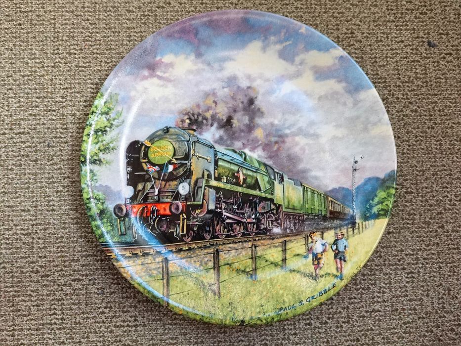 Колекционерски чинии