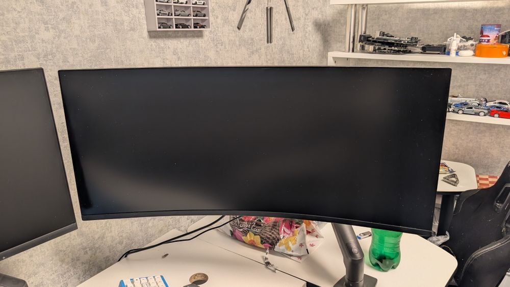 Xiaomi 34 165hz 4k