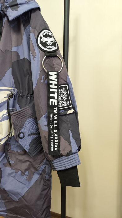 Дълго яке с качулка