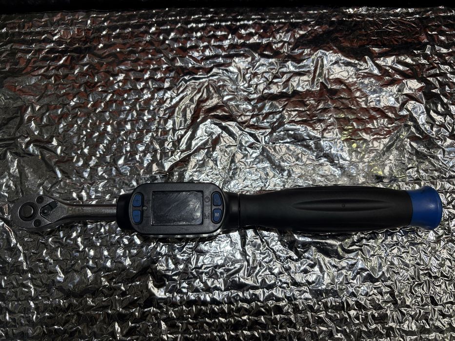 Дигитален динамометричен ключ 1/4" 6-30 Nm; BGS TECHNIC 952