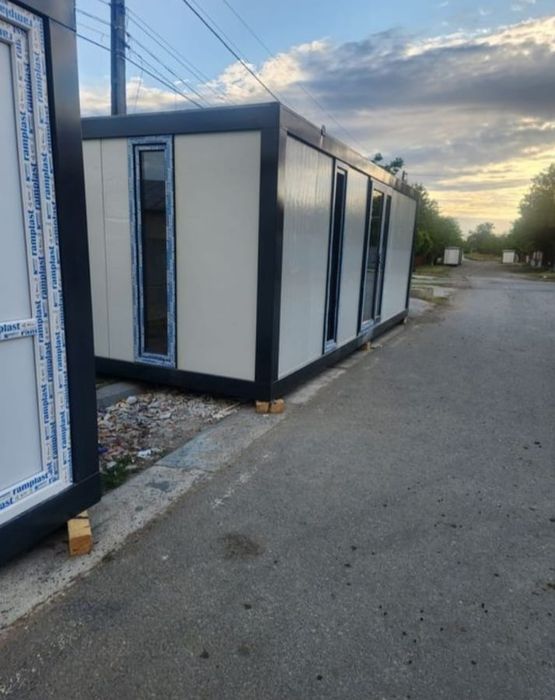 Vand containere modulare la super preț-calitate