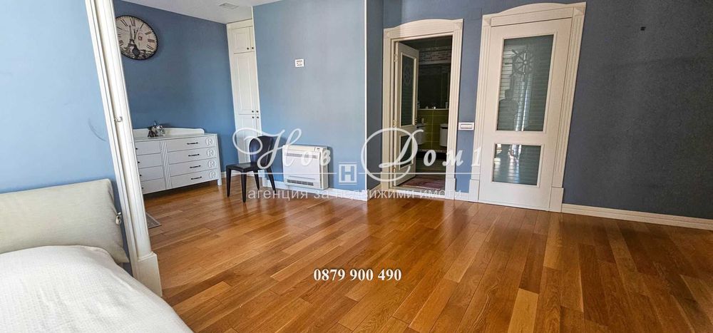 Продава се Четиристаен апартамент в Варна, Бриз - 225 кв.м за 2222 €/кв.м - Снимка #9