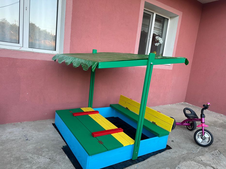 Дървен детски пясъчник със сенник с UV защита