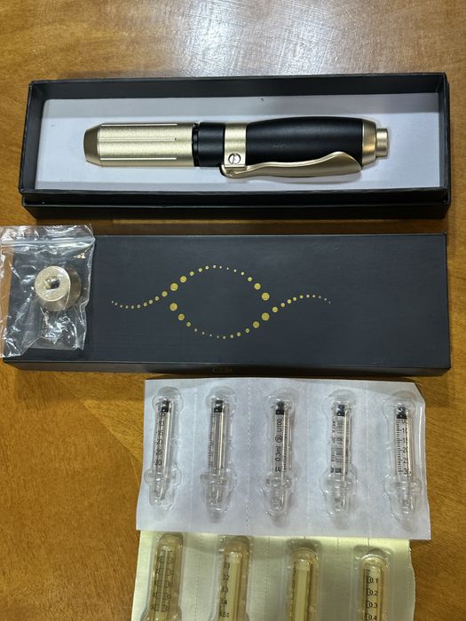 Hyaluron pen + fiole rezerve