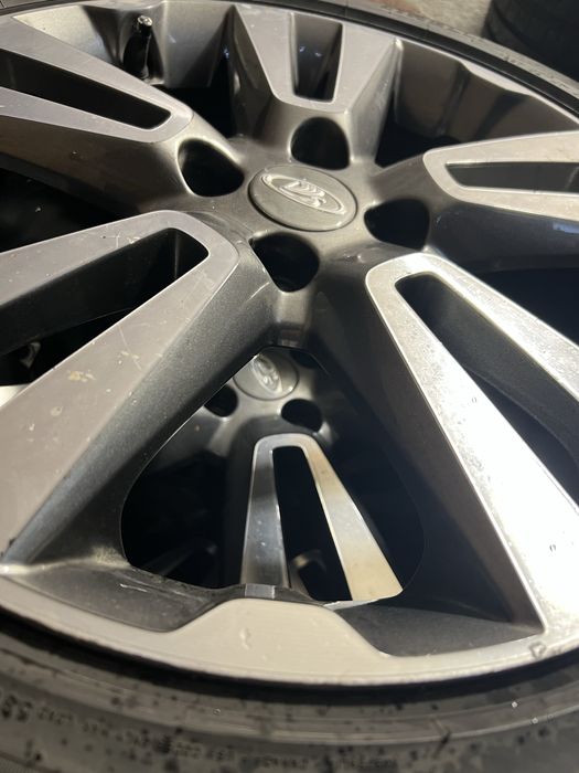 срочно продам диски с шинами 17 размер