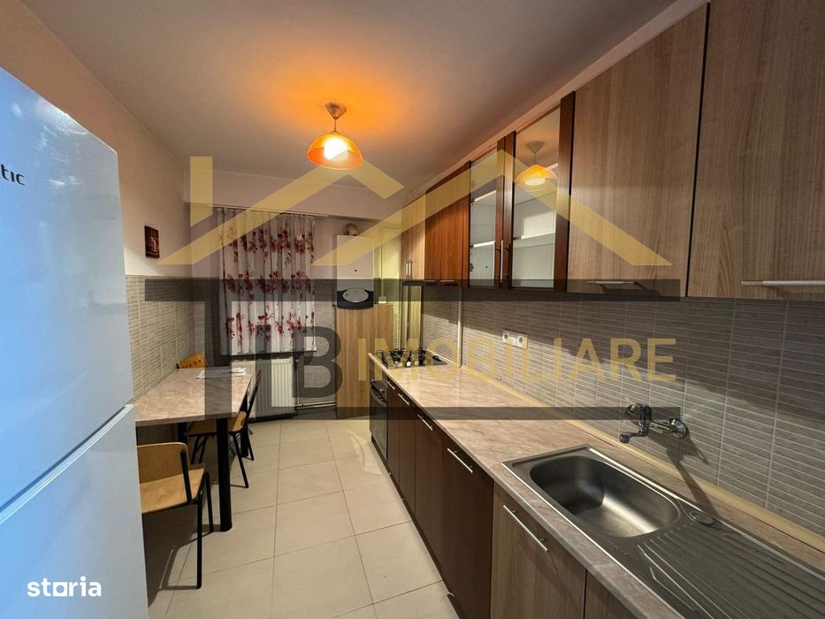 Apartament de 3 camere, 75mp, decomandat, Zona Fortuna
