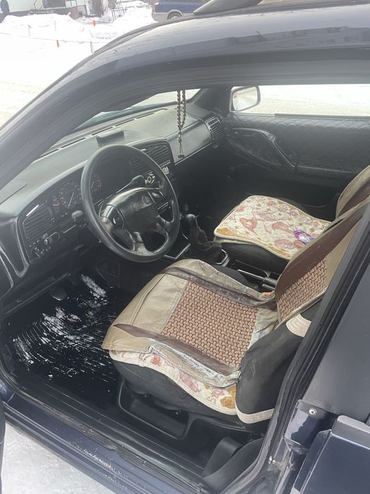 Продам пассат б4 универсал