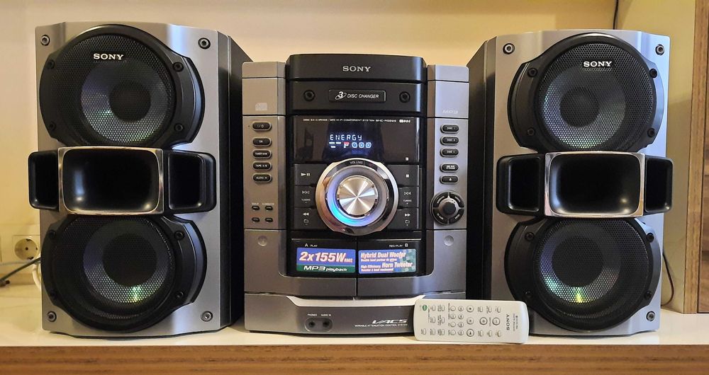 аудио система SONY с дист-топ състояние