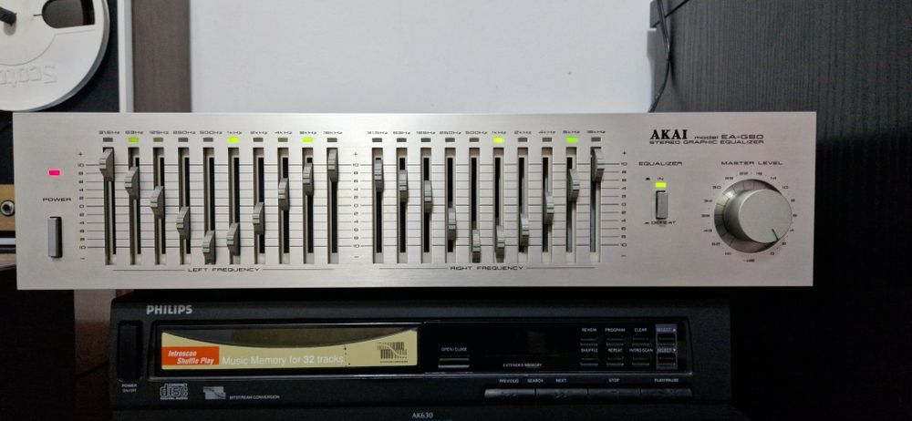 Egalizator grafic Akai EA-G80