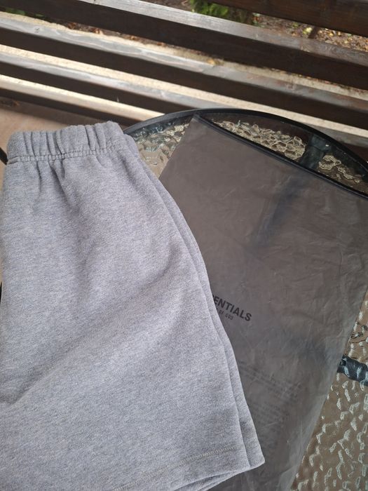 Pantaloni scurti essentials