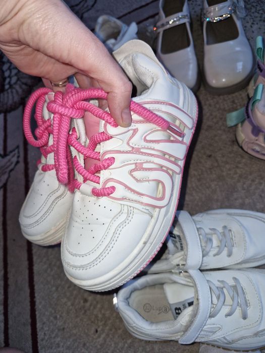 Обувь на девочку