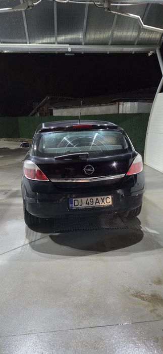 Vând Opel asta H