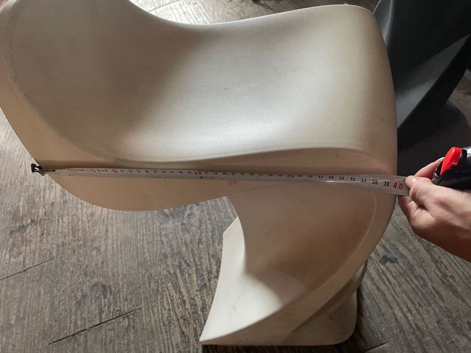 Бар столове! Черни и бели