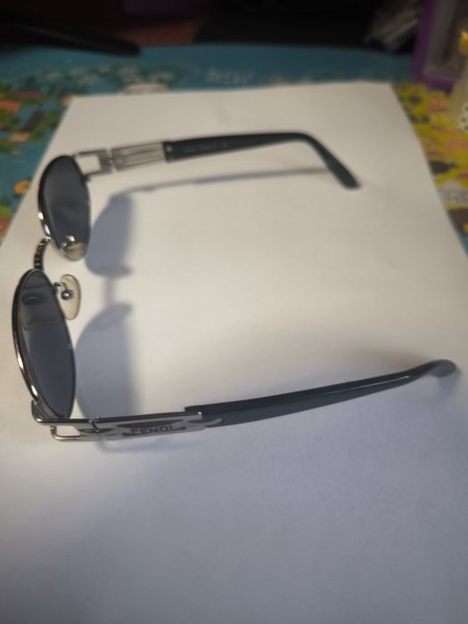Ochelari de soare Fendi