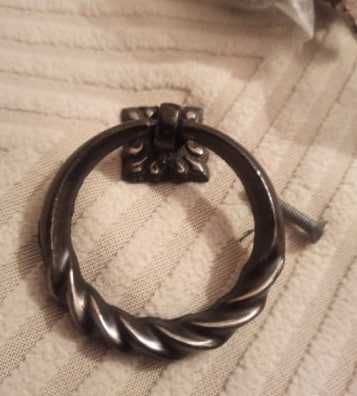 Продавам барокови дръжки нови