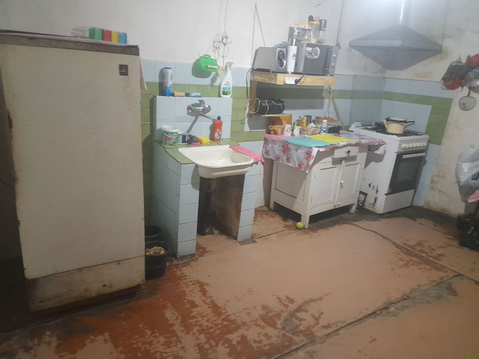 Юнусабодский район. Оринтир ботанический сад. 2 комнатный участок