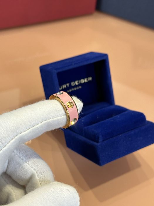 Дамски пръстен Kurt Geiger