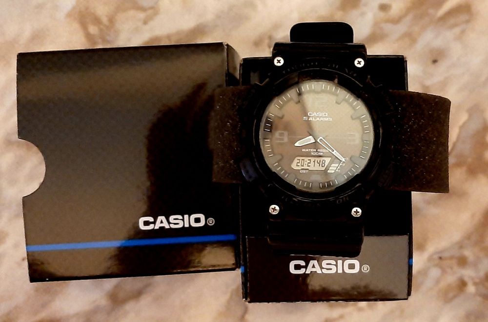 CASIO AQ-S810W-1A2VEF Tough Solar