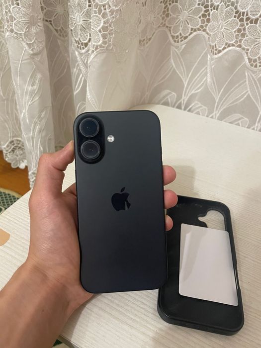 продается Iphone 16 128гб