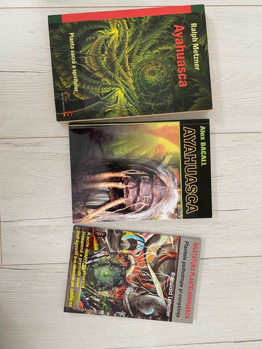 Vand cartea Ayahuasca de Ralph Metzner. Planta sacra a spiritelor
