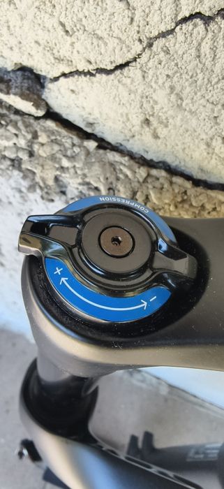 Вилка Rockshox Yari RC Debon Air 29 160mm 15x110mm Boost НОВА