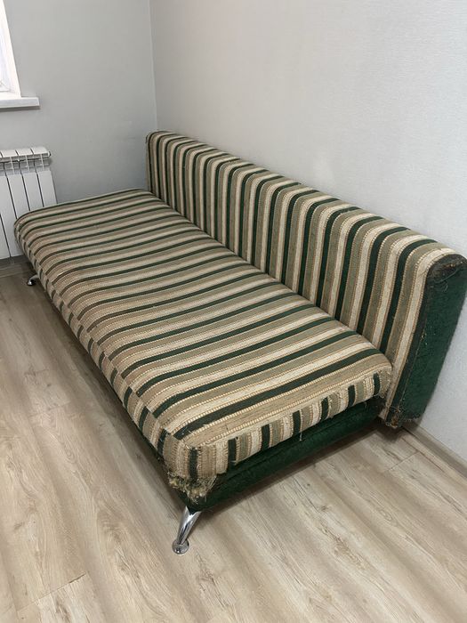 Диван небольшой отдам
