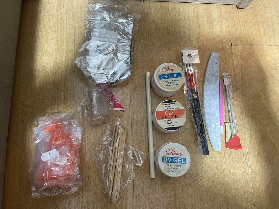 Kit pentru unghii
